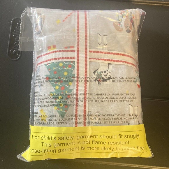 Pottery Barn Kids STAR WARS HOLIDAY PAJAMAS sz. 4 Organic Cotton Christmas - Picture 5 of 7